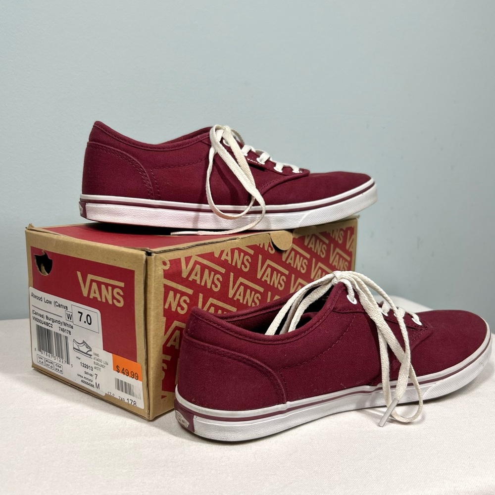 Vans Atwood Low Women’s 7 Canvas Burgundy White IOB Shoes Sneakers 110324